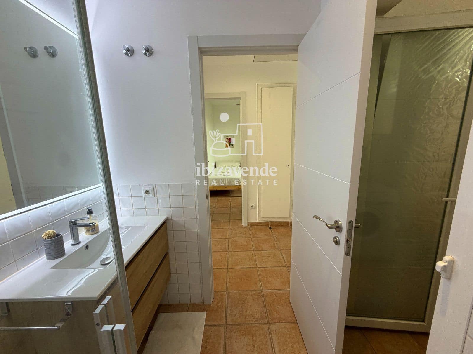 2 soverom Leilighet til leie i Santa Eulalia / Santa Eularia med svømmebasseng garasje - € 2 800 (Ref: 10054286)