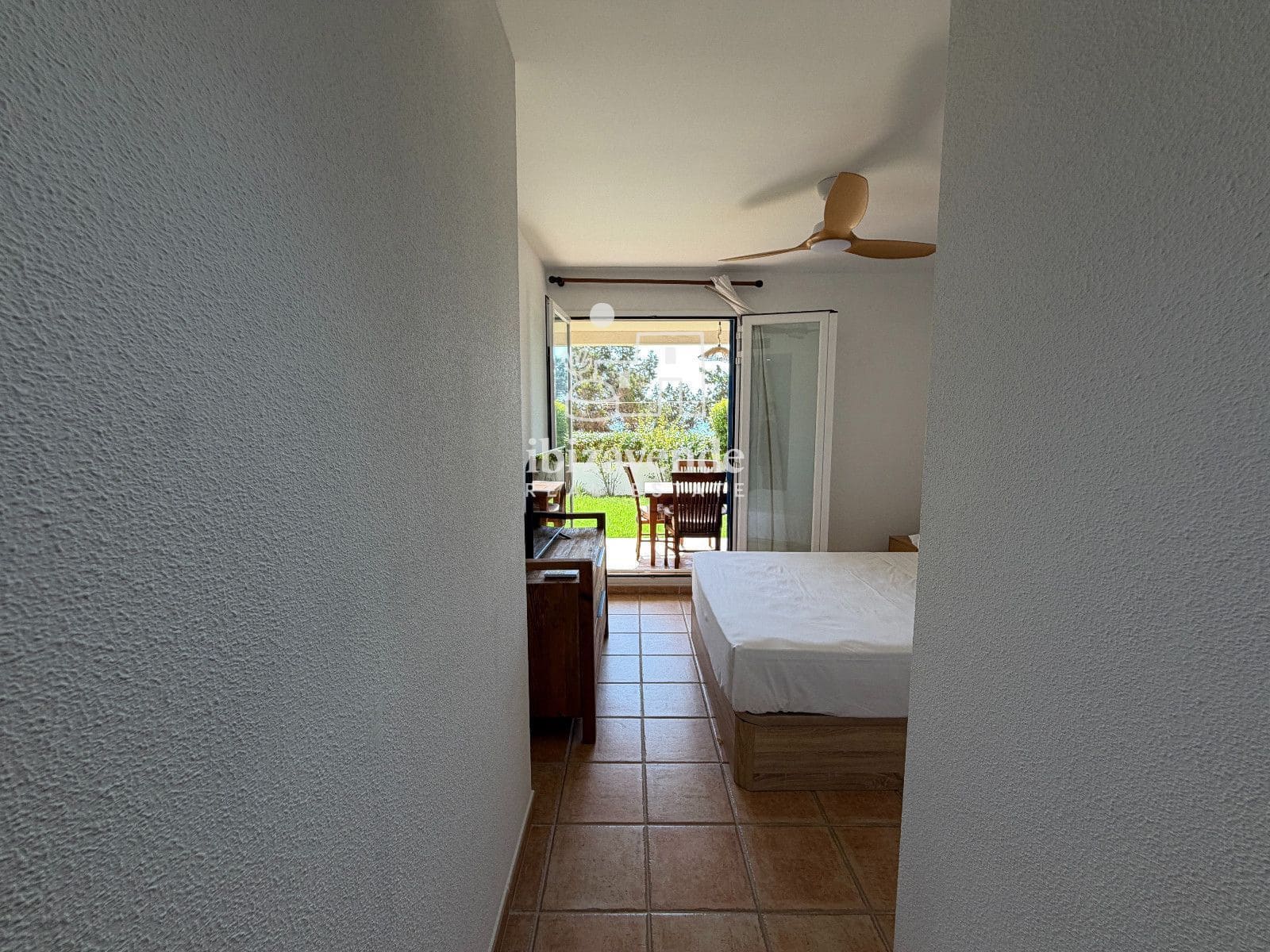 2 soverom Leilighet til leie i Santa Eulalia / Santa Eularia med svømmebasseng garasje - € 2 800 (Ref: 10054286)
