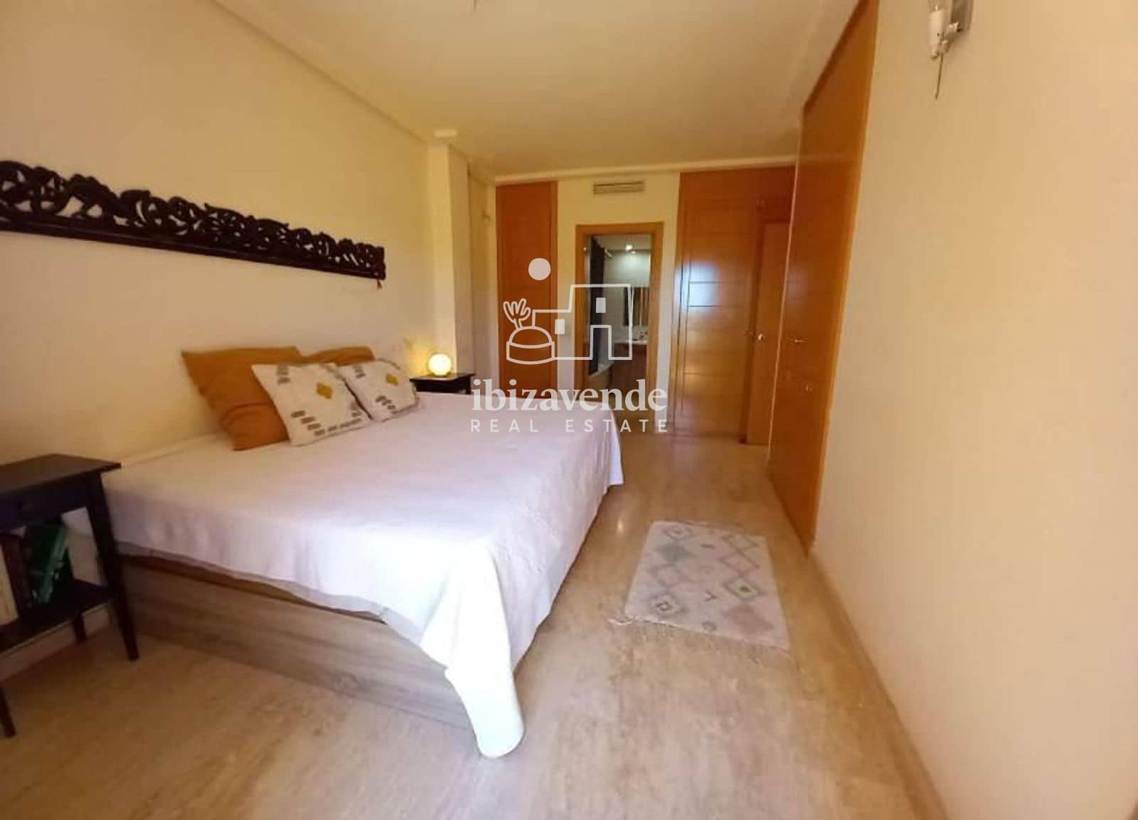 2 soveværelse Lejlighed til salg i Roca Llisa med swimmingpool garage - € 885.000 (Ref: 10057351)