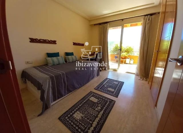 2 soveværelse Lejlighed til salg i Roca Llisa, Santa Eulalia / Santa Eularia med swimmingpool garage - € 885.000 (Ref: 10057351)