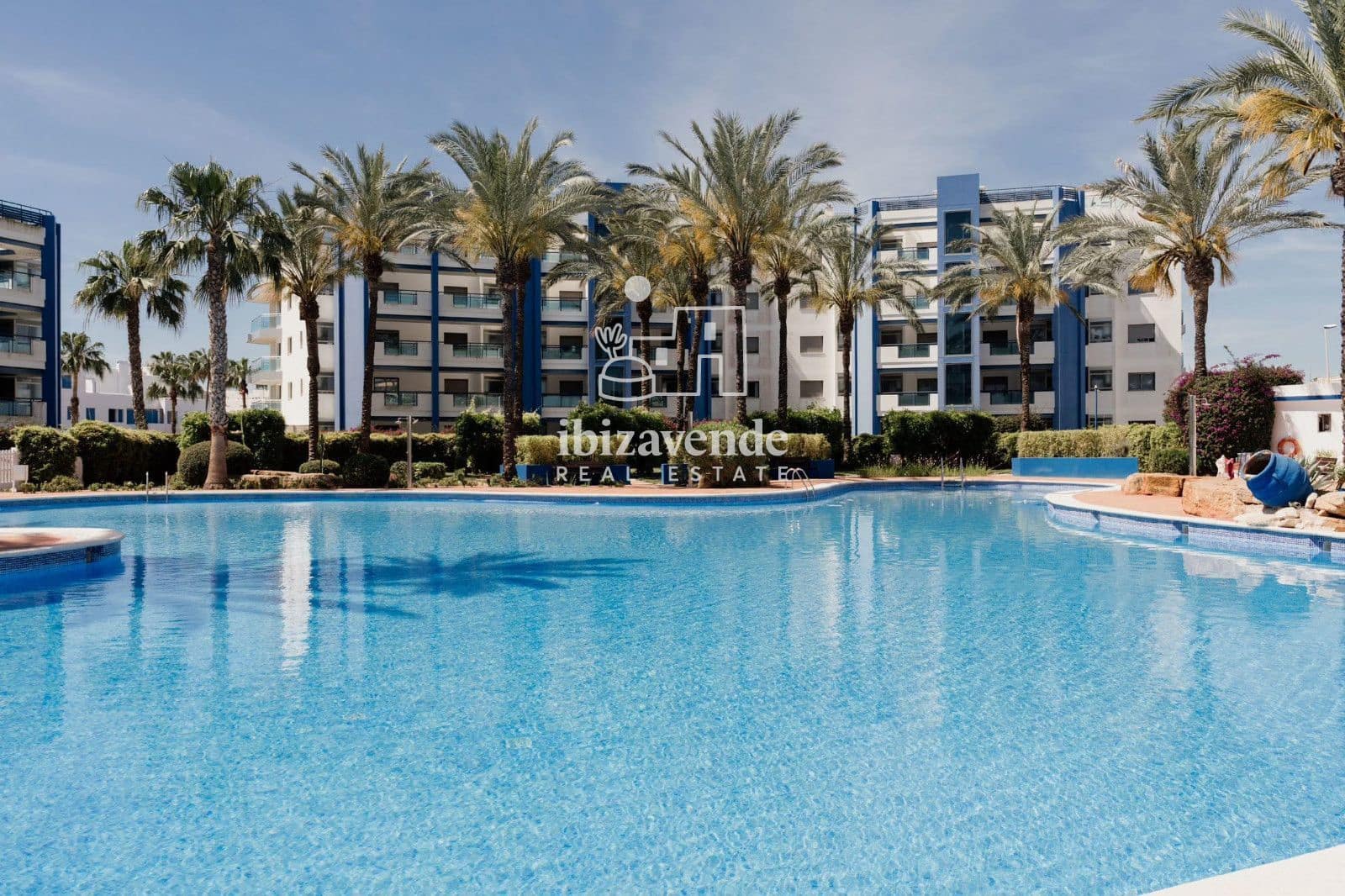 3 Zimmer Wohnung zu verkaufen in Santa Eulalia / Santa Eularia mit Pool Garage - 775.000 € (Ref: 10062852)