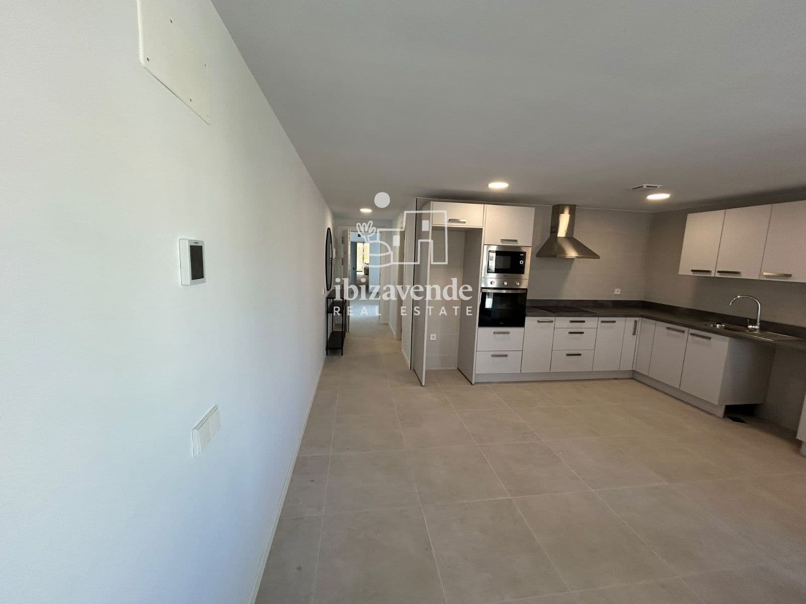 3 soverom Penthouse til leie i Ibiza by med garasje - € 3 300 (Ref: 10076657)