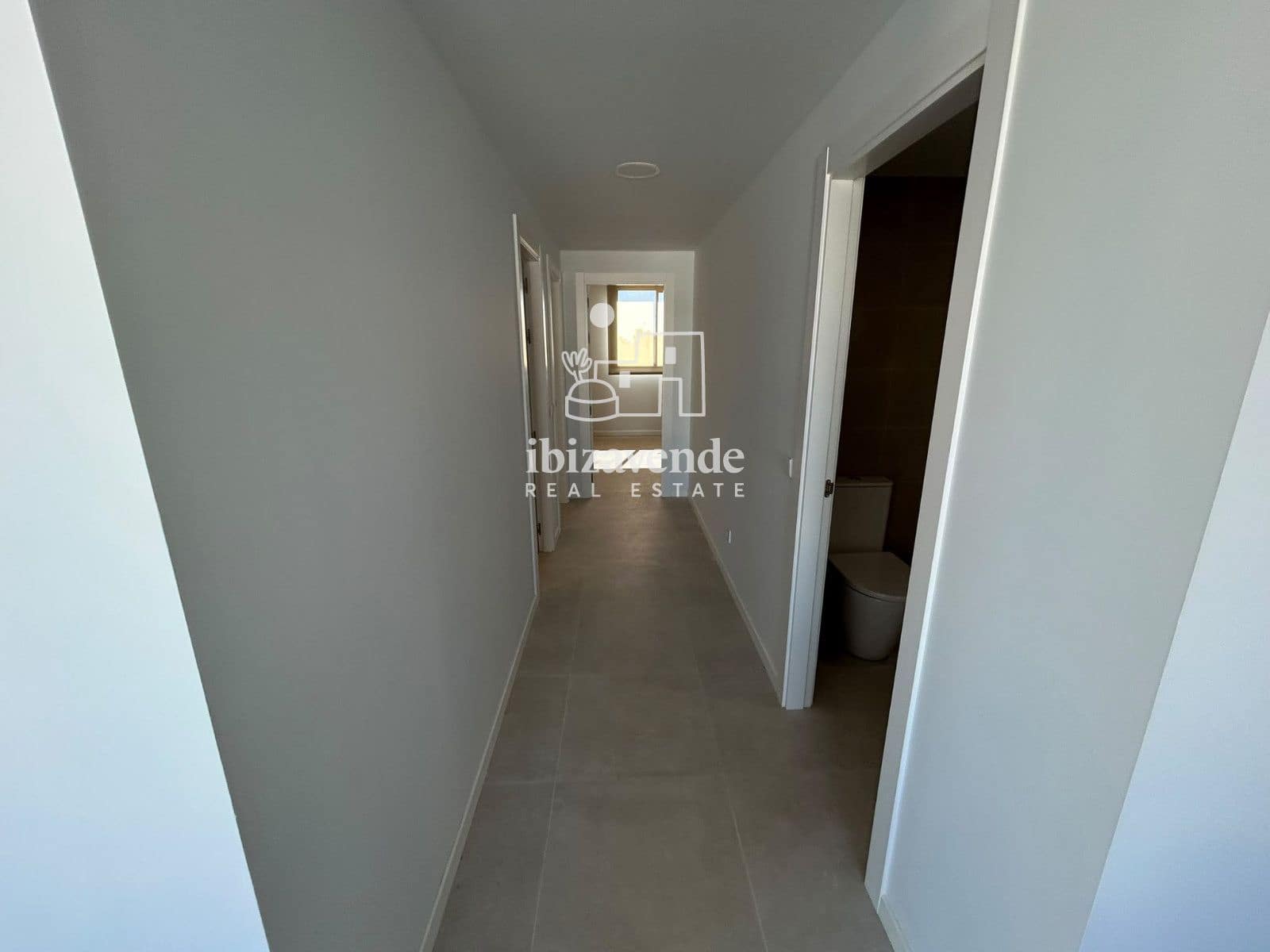 3 soverom Penthouse til leie i Ibiza by med garasje - € 3 300 (Ref: 10076657)