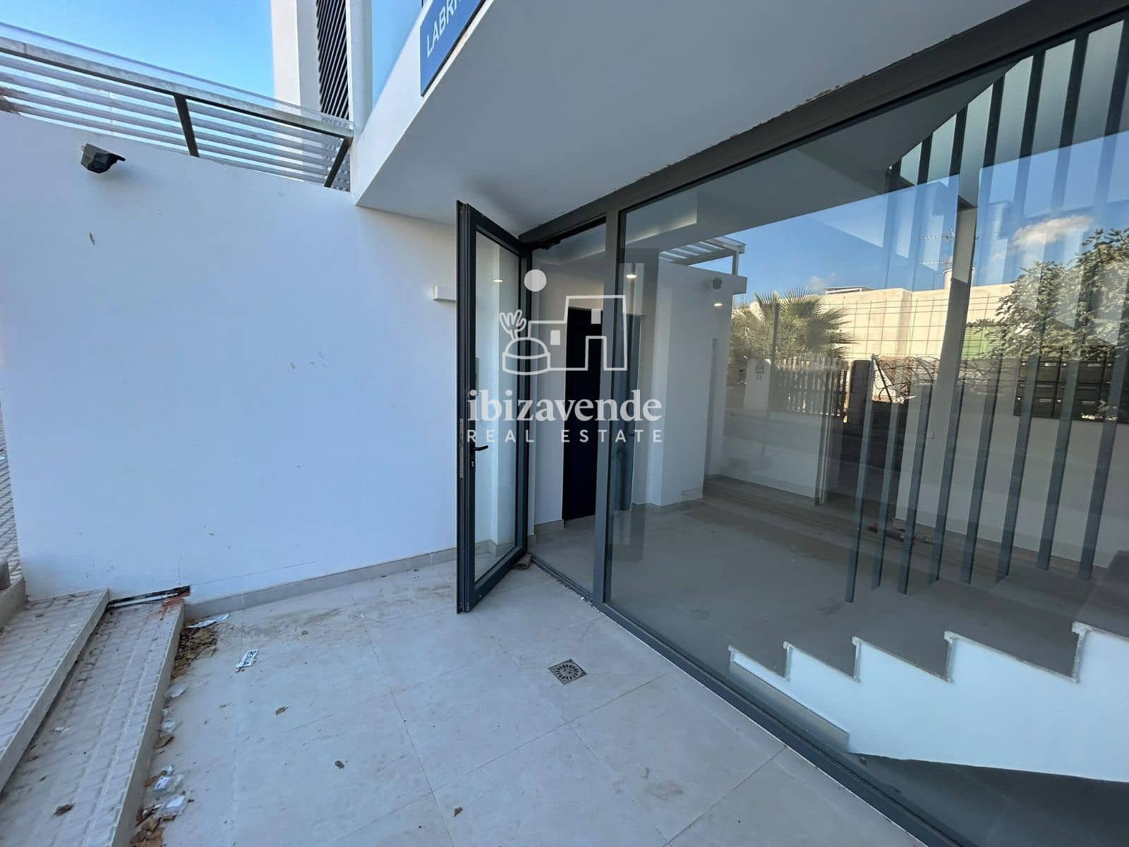 3 soverom Penthouse til leie i Ibiza by med garasje - € 3 300 (Ref: 10076657)