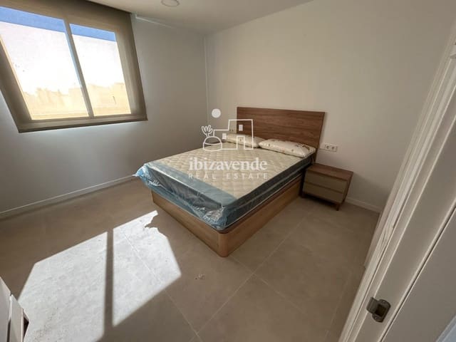 Ático de 3 habitaciones en Ibiza / Eivissa ciudad en alquiler con garaje - 3.300 € (Ref: 10076657)