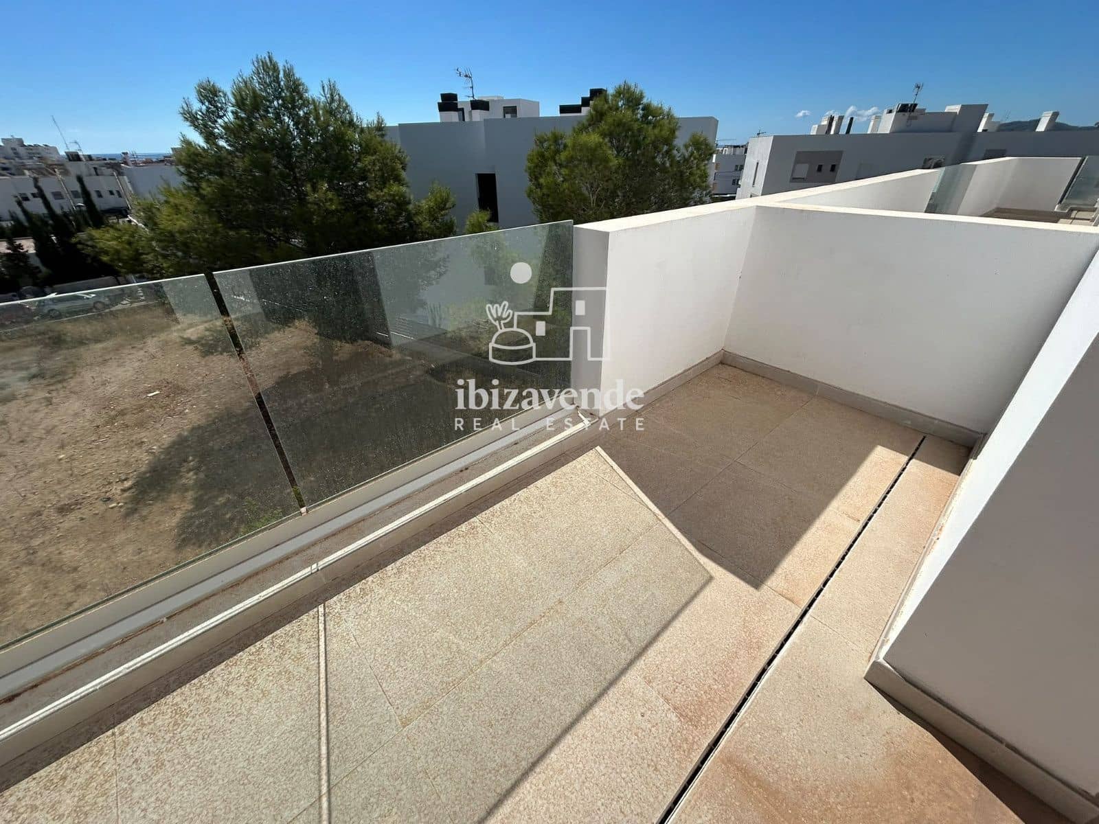 3 soverom Penthouse til leie i Ibiza by med garasje - € 3 300 (Ref: 10076657)
