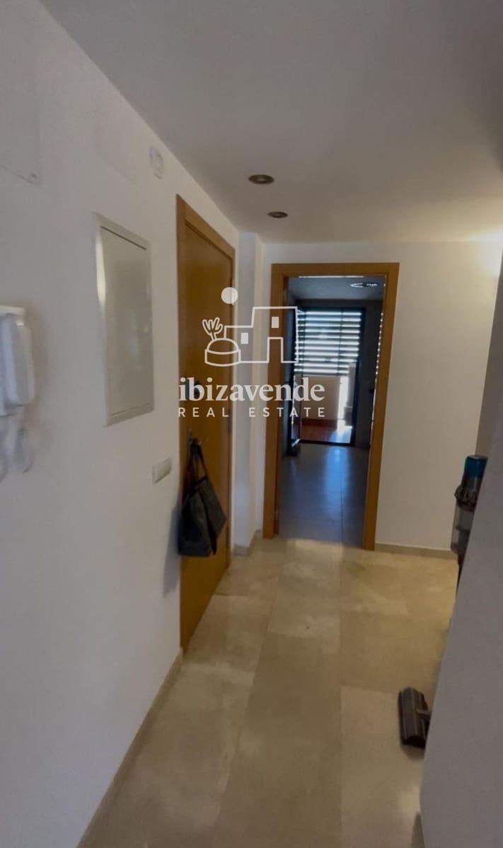 3 bedroom Penthouse for rent in Ibiza / Eivissa town with pool garage - € 2,000 (Ref: 10076937)