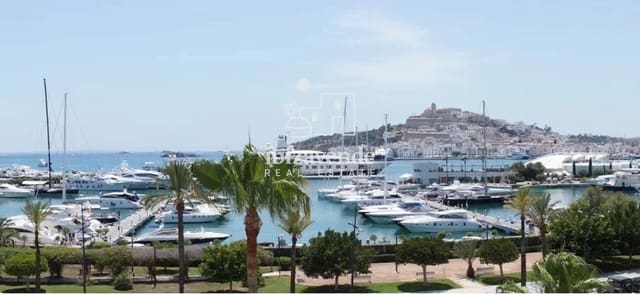 3 quarto Penthouse para arrendar em Ibiza / Eivissa cidade com piscina garagem - 5 500 € (Ref: 10076996)