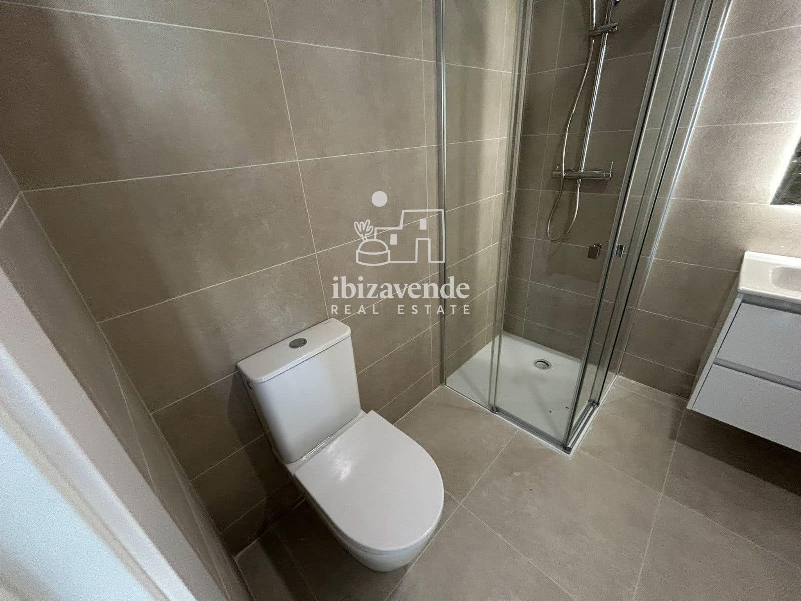 Appartement de 3 chambres à louer à Ibiza ville avec garage - 2 800 € (Ref: 10078659)