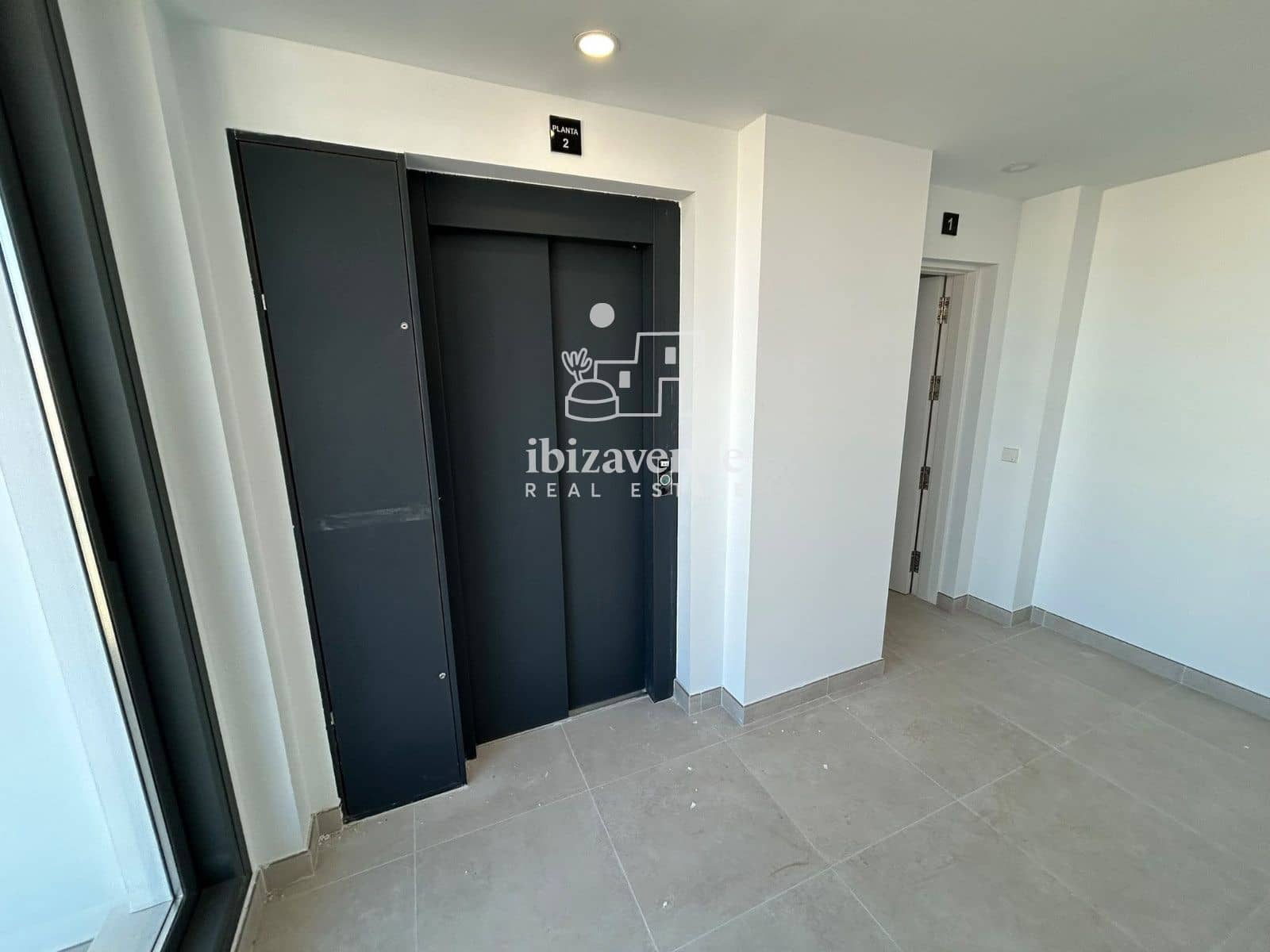 Appartement de 3 chambres à louer à Ibiza ville avec garage - 2 800 € (Ref: 10078659)