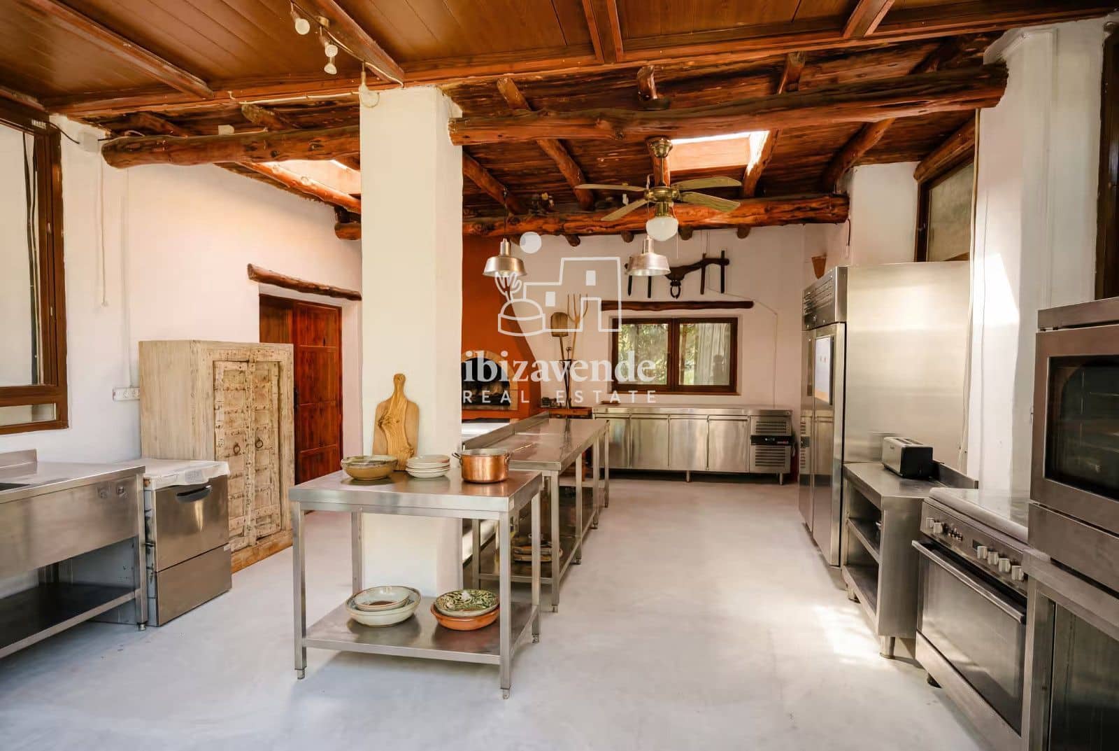 6 sypialnia Willa do wynajęcia w Santa Eulalia / Santa Eularia z basenem - 7 500 € (Ref: 10081794)