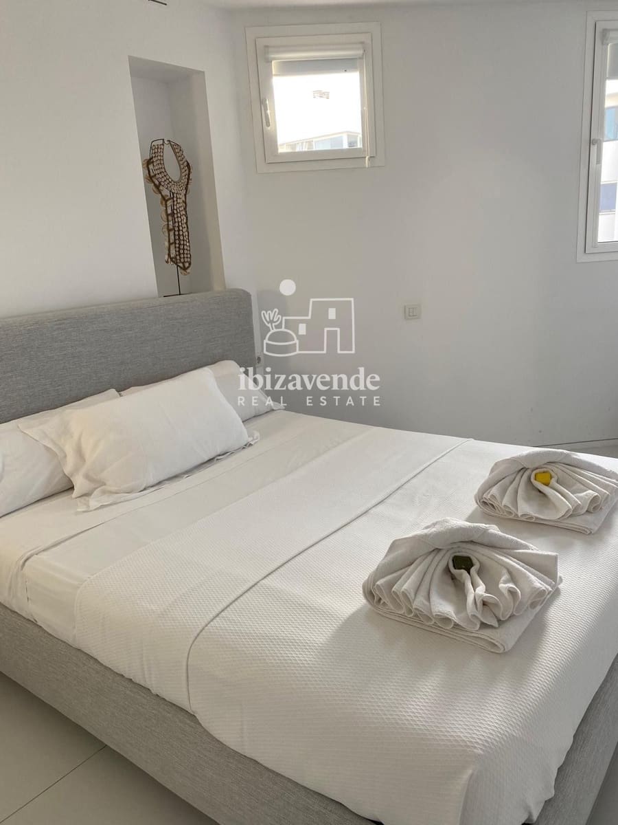 1 makuuhuone Asunto vuokrattavana paikassa Ibiza kaupunki mukana uima-altaan 
autotalli - 1 500 € (Ref: 10082186)