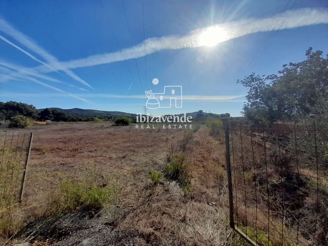 Terrain à Bâtir à vendre à Sant Llorenç de Balafia, Sant Joan de Labritja - 1 200 000 € (Ref: 10082187)
