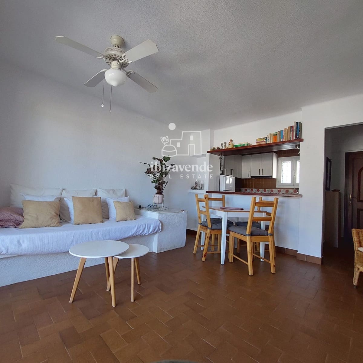 Appartement de 2 chambres à louer à Santa Eulalia / Santa Eularia avec piscine - 1 750 € (Ref: 10106443)
