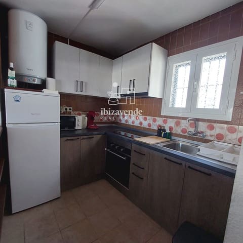 Appartement de 2 chambres à louer à Santa Eulalia / Santa Eularia avec piscine - 1 750 € (Ref: 10106443)
