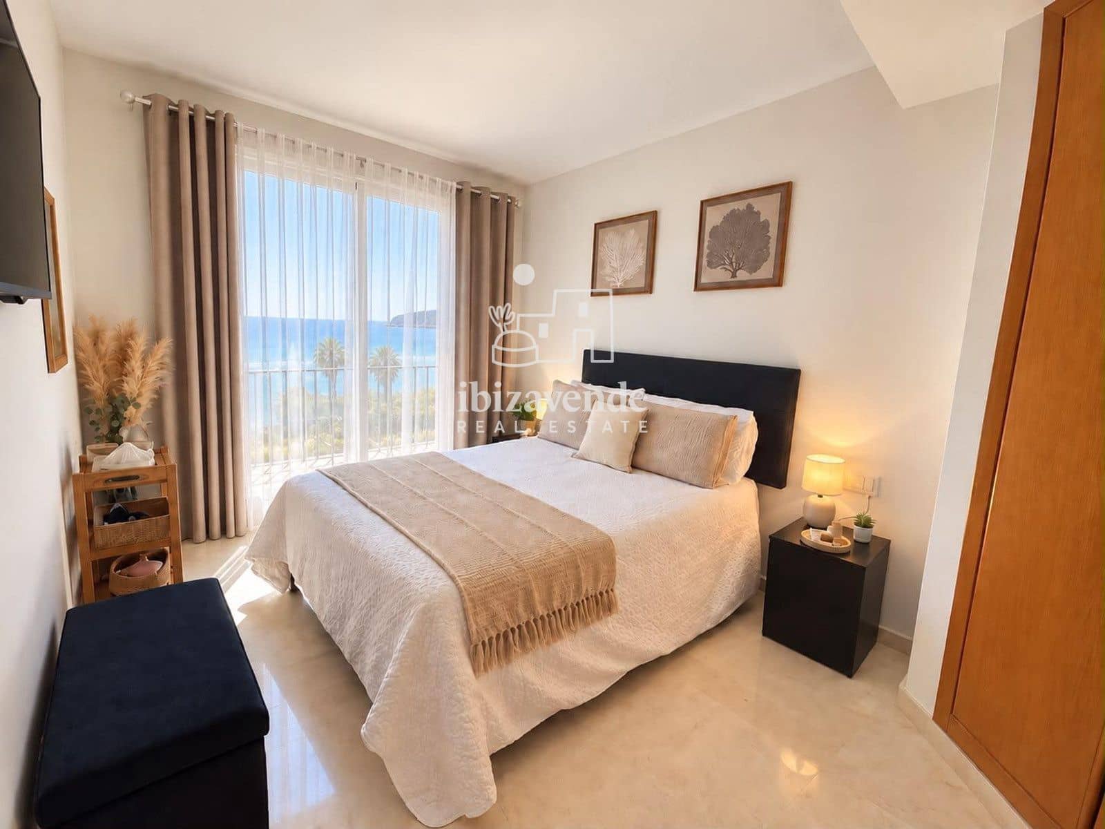 1 quarto Apartamento para venda em Cala d'en Bou com piscina garagem - 420 000 € (Ref: 10124994)