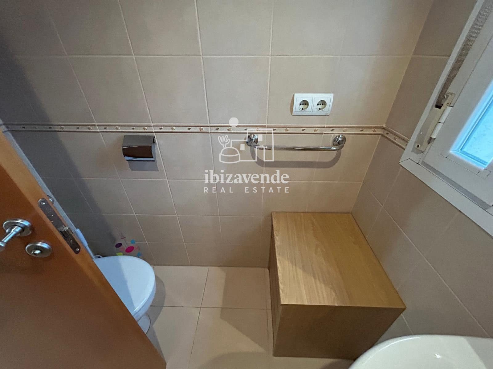 2 bedroom Townhouse for rent in Sant Antoni de Portmany with pool garage - € 2,250 (Ref: 10130378)