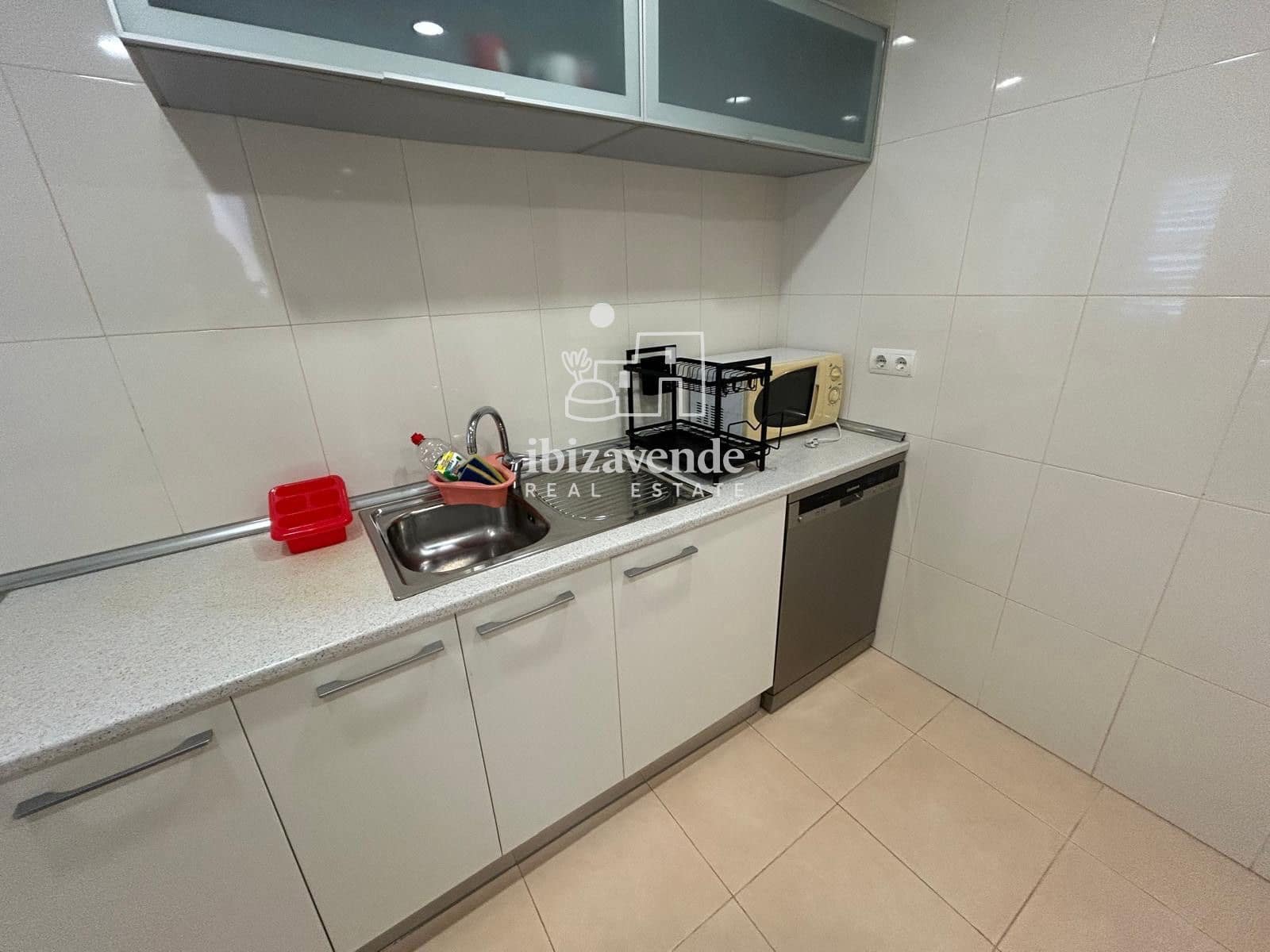 2 bedroom Townhouse for rent in Sant Antoni de Portmany with pool garage - € 2,250 (Ref: 10130378)