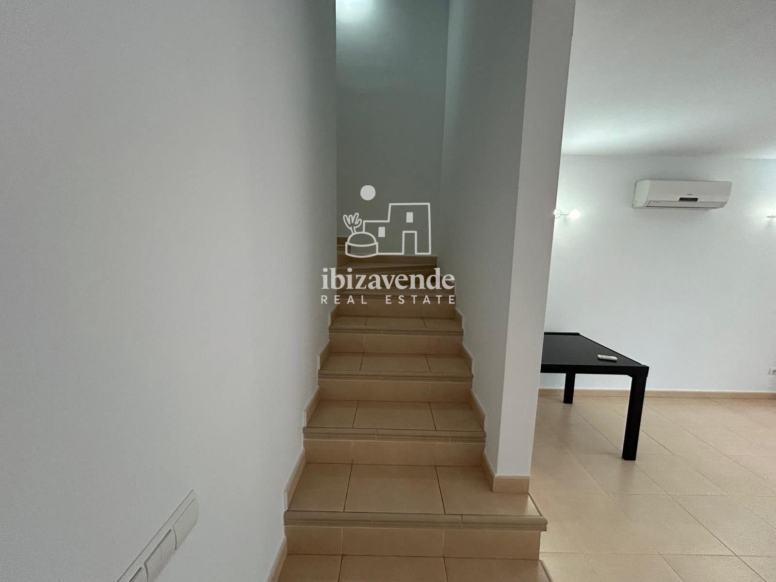 2 bedroom Townhouse for rent in Sant Antoni de Portmany with pool garage - € 2,250 (Ref: 10130378)