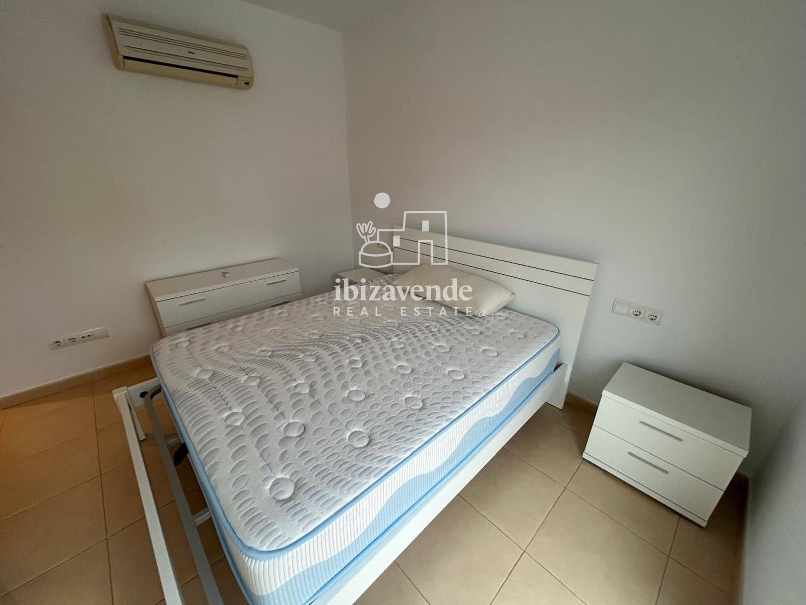 2 bedroom Townhouse for rent in Sant Antoni de Portmany with pool garage - € 2,250 (Ref: 10130378)