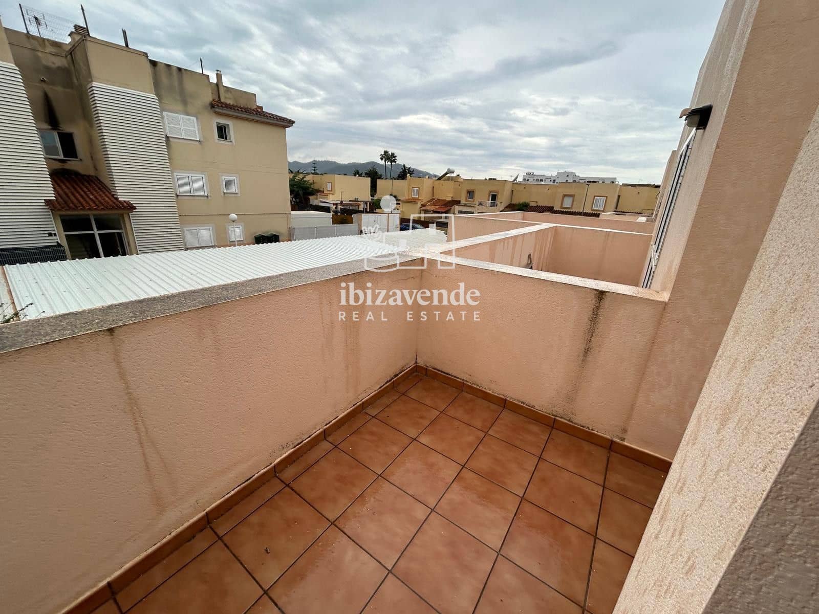 2 bedroom Townhouse for rent in Sant Antoni de Portmany with pool garage - € 2,250 (Ref: 10130378)