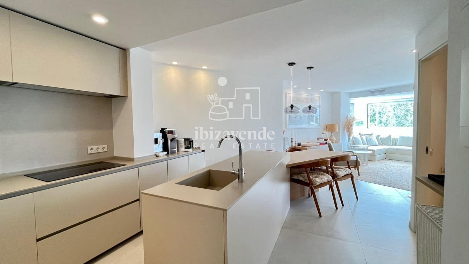 1 sypialnia Mieszkanie na sprzedaż w Miasto Ibiza / Eivissa z basenem - 580 000 € (Ref: 10130379)