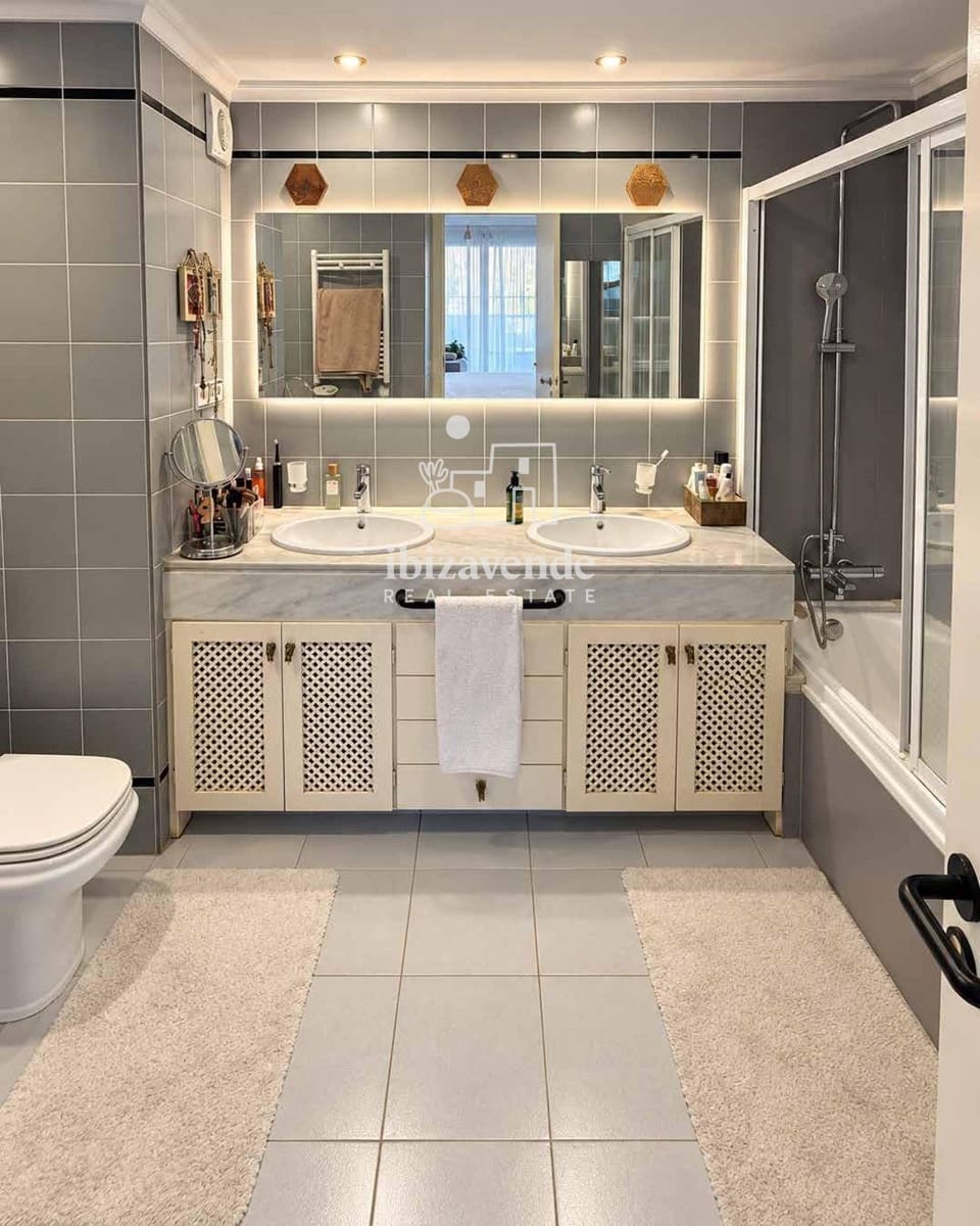 2 sypialnia Mieszkanie na sprzedaż w Miasto Ibiza / Eivissa z basenem - 800 000 € (Ref: 10130608)