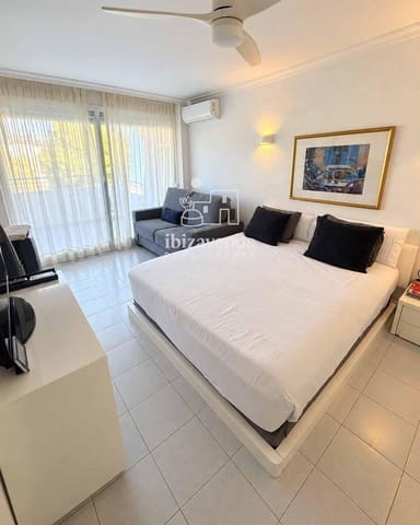 2 sypialnia Mieszkanie na sprzedaż w Miasto Ibiza / Eivissa z basenem - 800 000 € (Ref: 10130608)