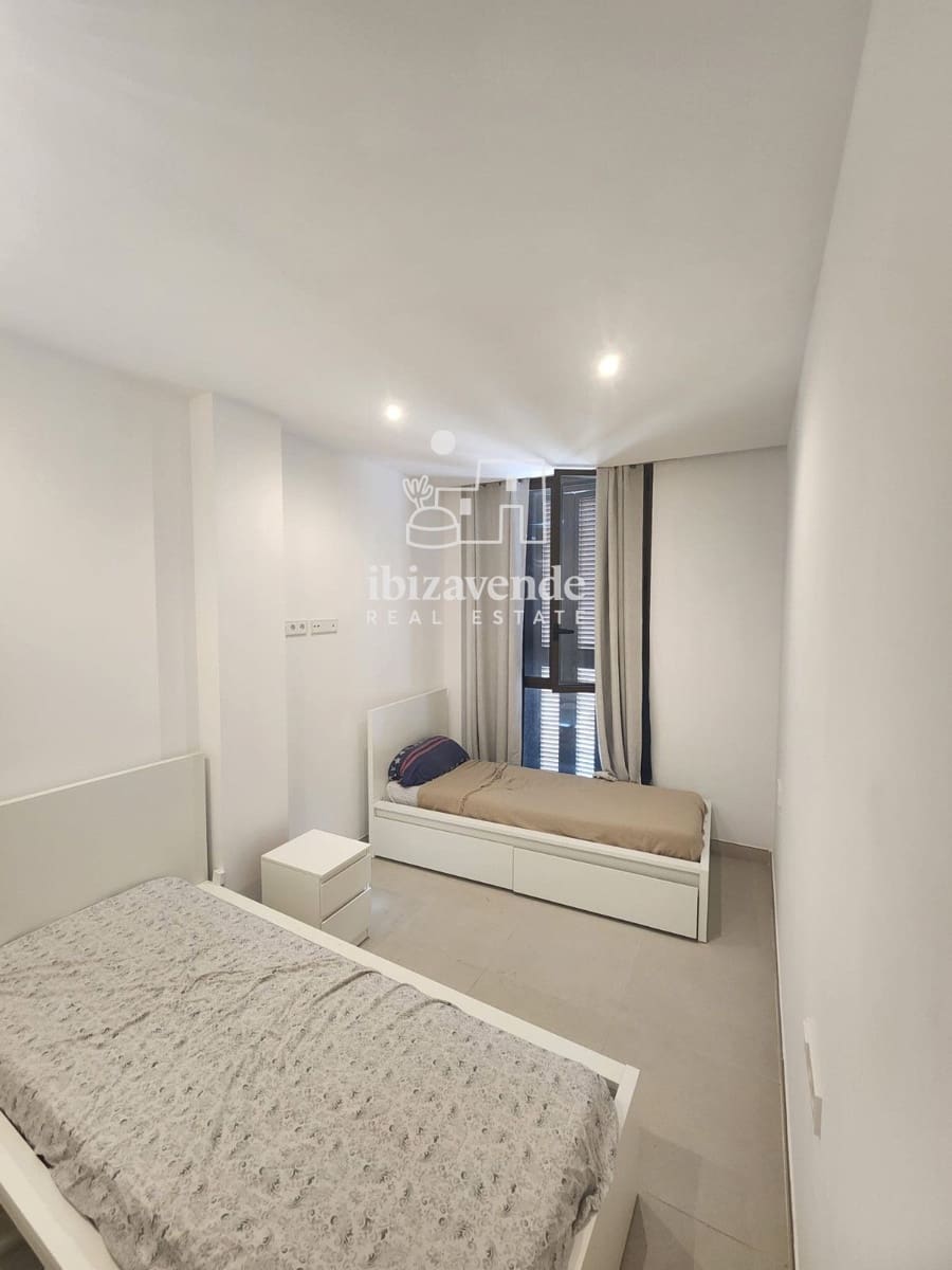 Appartement de 3 chambres à louer à Sant Antoni de Portmany - 1 500 € (Ref: 10130730)