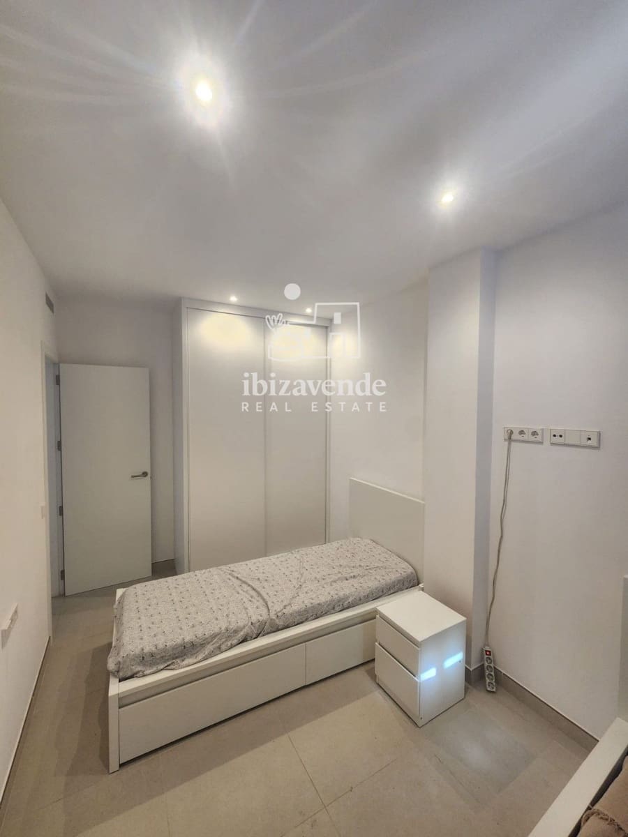 Appartement de 3 chambres à louer à Sant Antoni de Portmany - 1 500 € (Ref: 10130730)