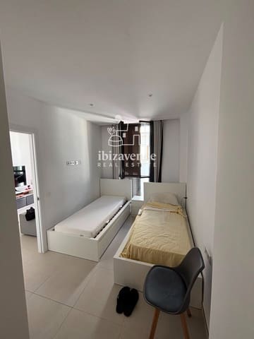 Appartement de 3 chambres à louer à Sant Antoni de Portmany - 1 500 € (Ref: 10130730)