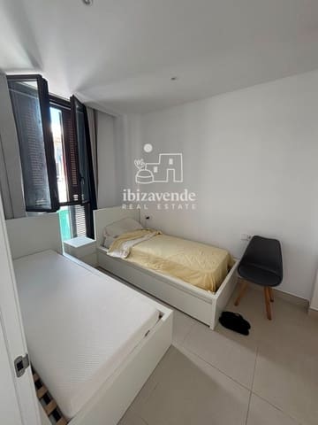 Appartement de 3 chambres à louer à Sant Antoni de Portmany - 1 500 € (Ref: 10130730)
