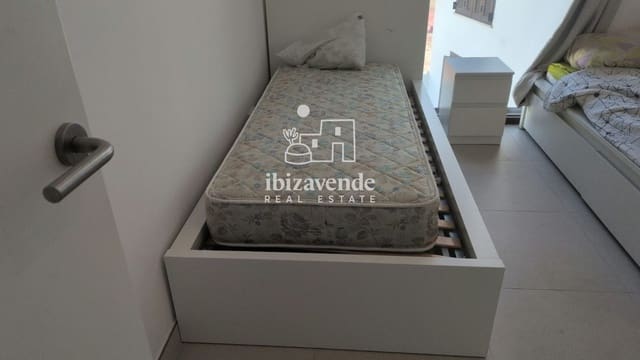 Appartement de 3 chambres à louer à Sant Antoni de Portmany - 1 500 € (Ref: 10130730)