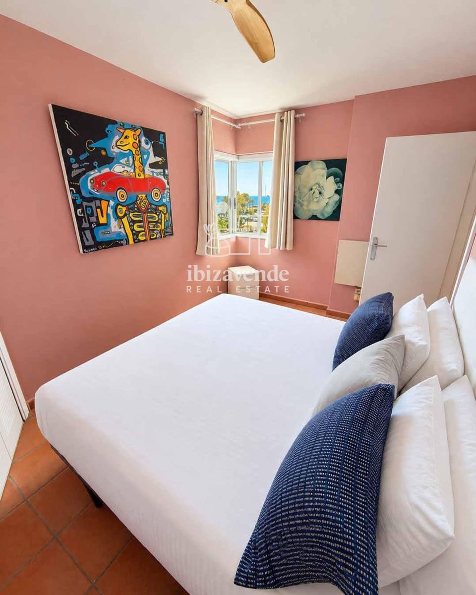 Piso de 2 habitaciones en Ibiza / Eivissa ciudad en venta con piscina - 1.100.000 € (Ref: 10133477)