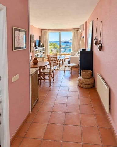 Piso de 2 habitaciones en Ibiza / Eivissa ciudad en venta con piscina - 1.100.000 € (Ref: 10133477)