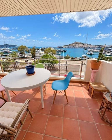 Piso de 2 habitaciones en Ibiza / Eivissa ciudad en venta con piscina - 1.100.000 € (Ref: 10133477)