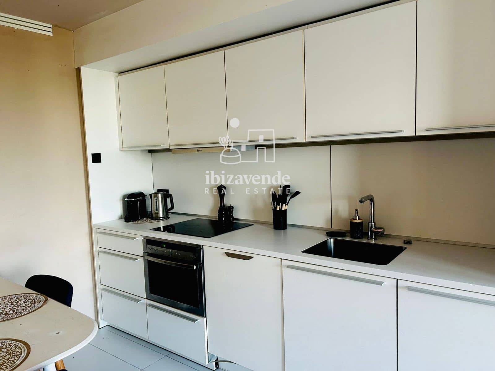 2 soverom Leilighet til salgs i Ibiza by med svømmebasseng - € 586 000 (Ref: 10134839)