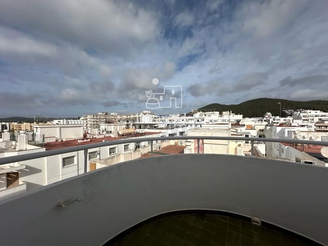 1 soveværelse Penthouse til leje i Santa Eulalia / Santa Eularia - € 1.500 (Ref: 10147385)