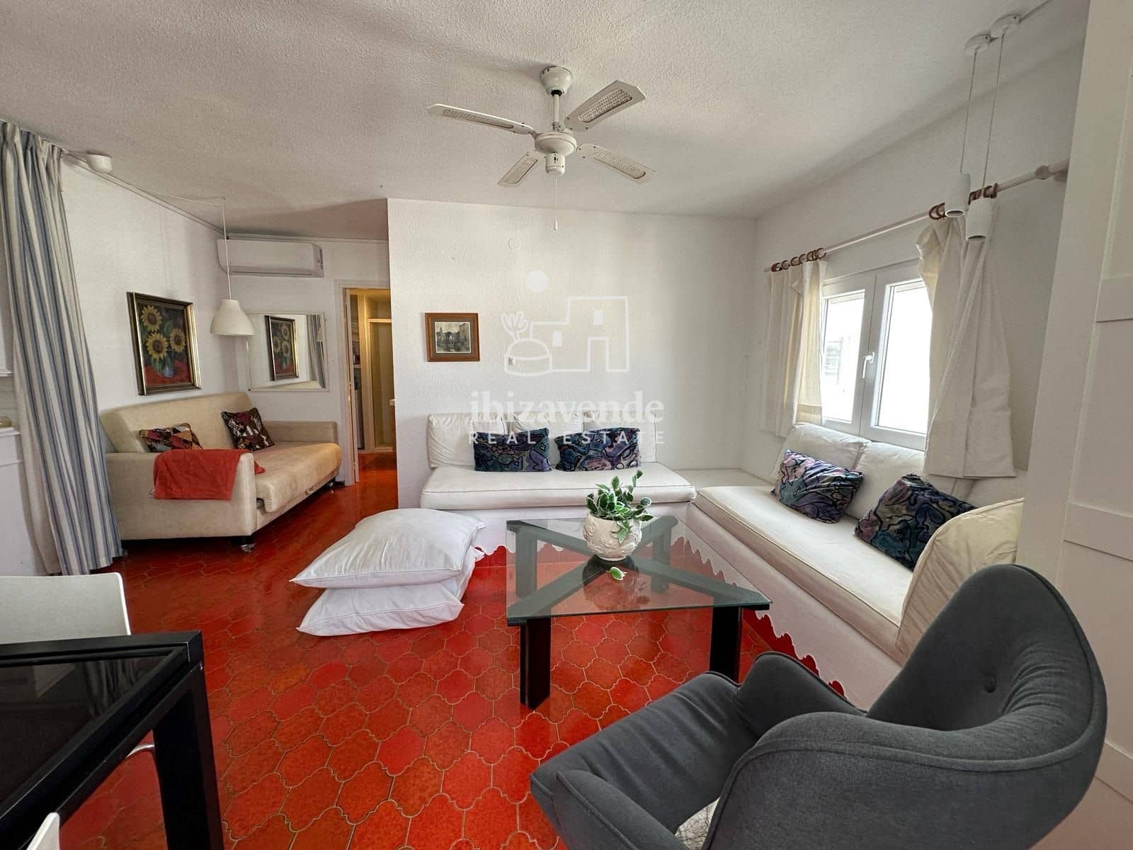 1 soveværelse Penthouse til leje i Santa Eulalia / Santa Eularia - € 1.500 (Ref: 10147385)