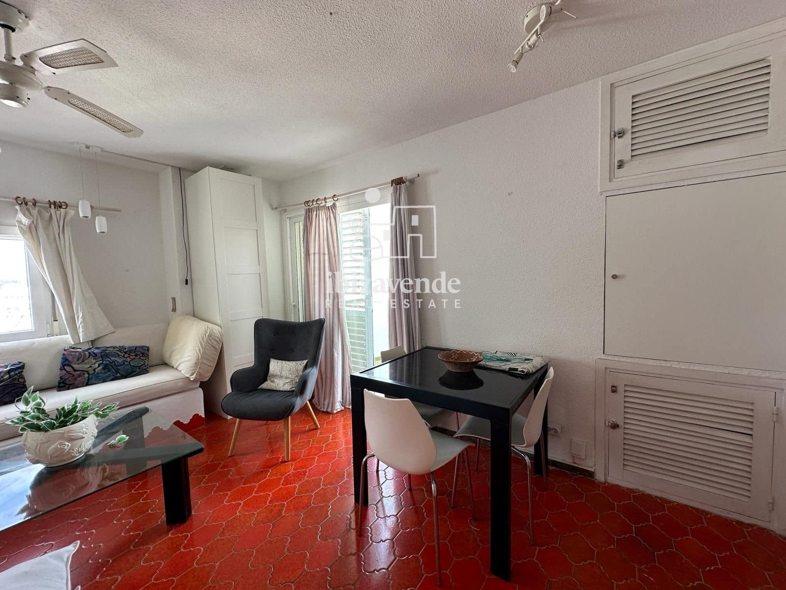 1 soveværelse Penthouse til leje i Santa Eulalia / Santa Eularia - € 1.500 (Ref: 10147385)