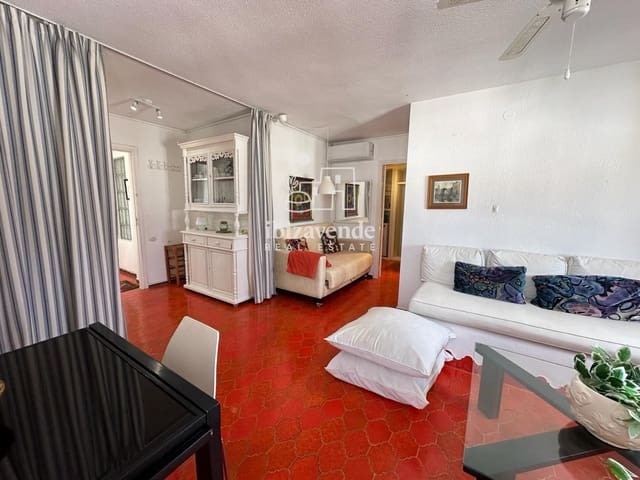 1 soveværelse Penthouse til leje i Santa Eulalia / Santa Eularia - € 1.500 (Ref: 10147385)