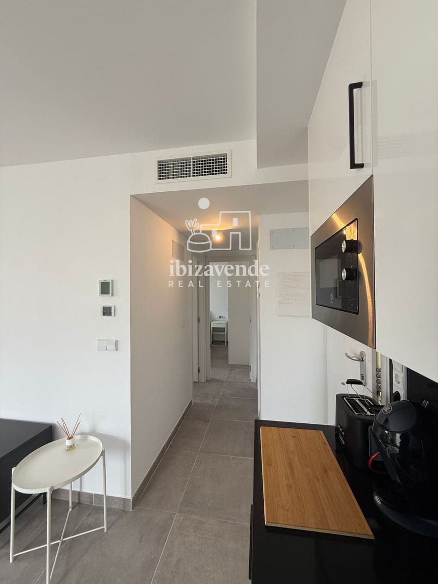 Piso de 2 habitaciones en Sant Antoni de Portmany en alquiler con piscina garaje - 2.000 € (Ref: 10158432)