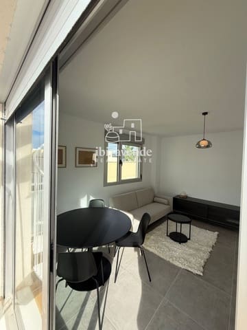 Piso de 2 habitaciones en Sant Antoni de Portmany en alquiler - 2.000 € (Ref: 10158432)