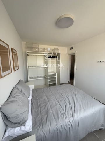 Piso de 2 habitaciones en Sant Antoni de Portmany en alquiler - 2.000 € (Ref: 10158432)