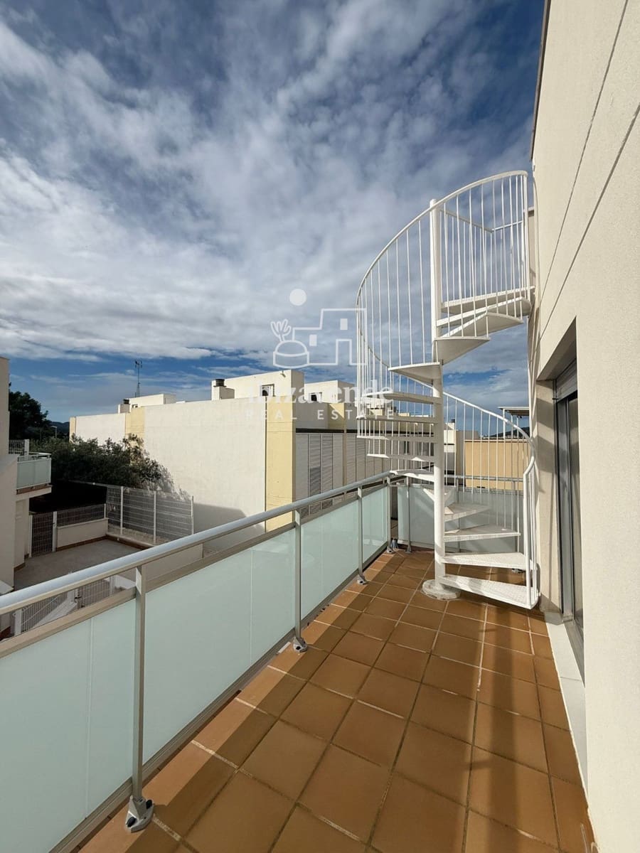 Piso de 2 habitaciones en Sant Antoni de Portmany en alquiler con piscina garaje - 2.000 € (Ref: 10158432)