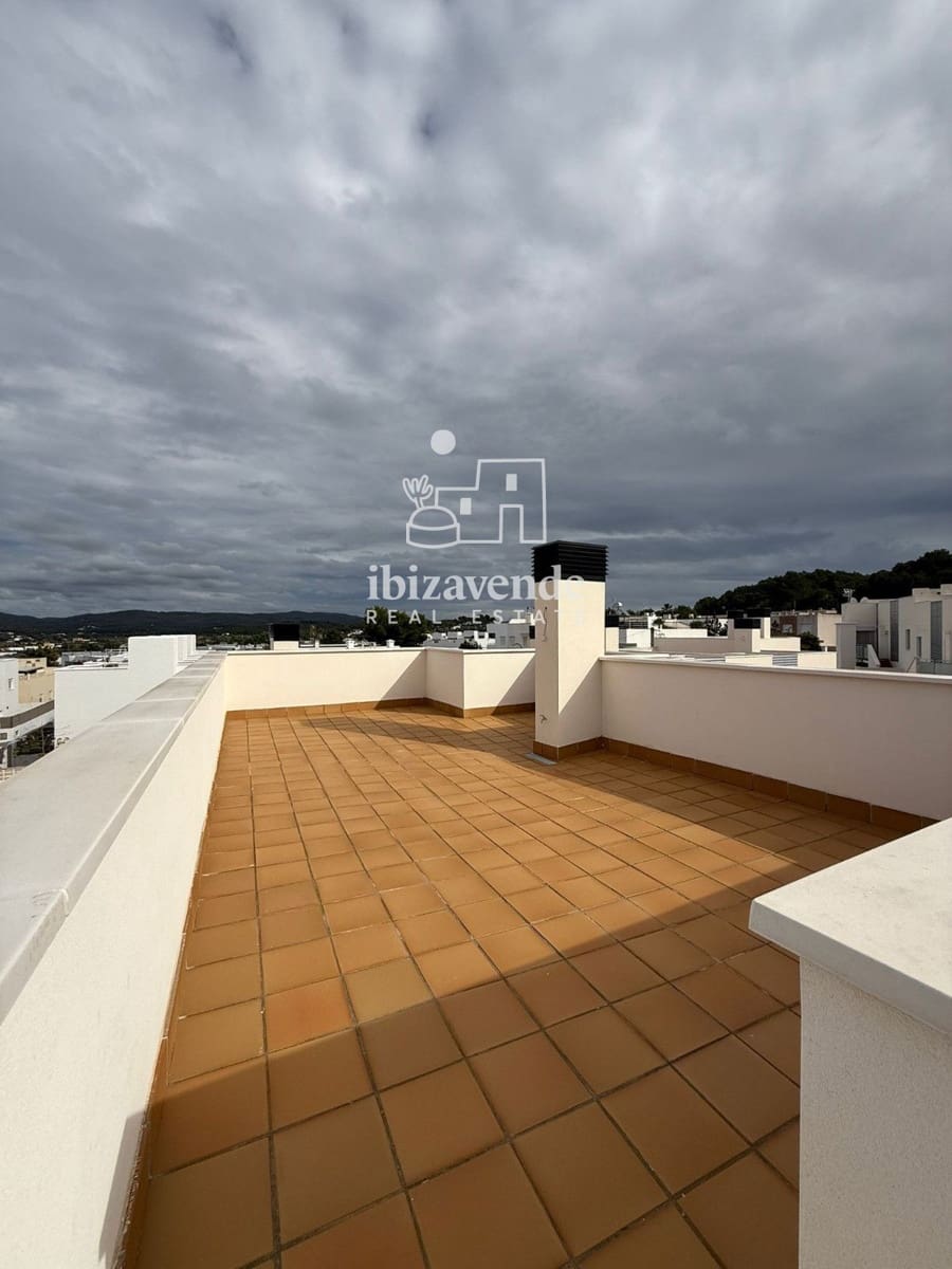 Piso de 2 habitaciones en Sant Antoni de Portmany en alquiler con piscina garaje - 2.000 € (Ref: 10158432)