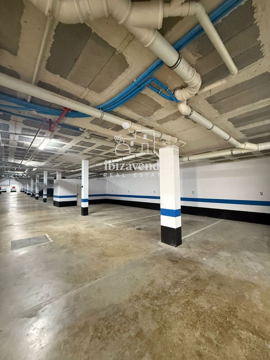 Piso de 2 habitaciones en Sant Antoni de Portmany en alquiler con piscina garaje - 2.000 € (Ref: 10158432)