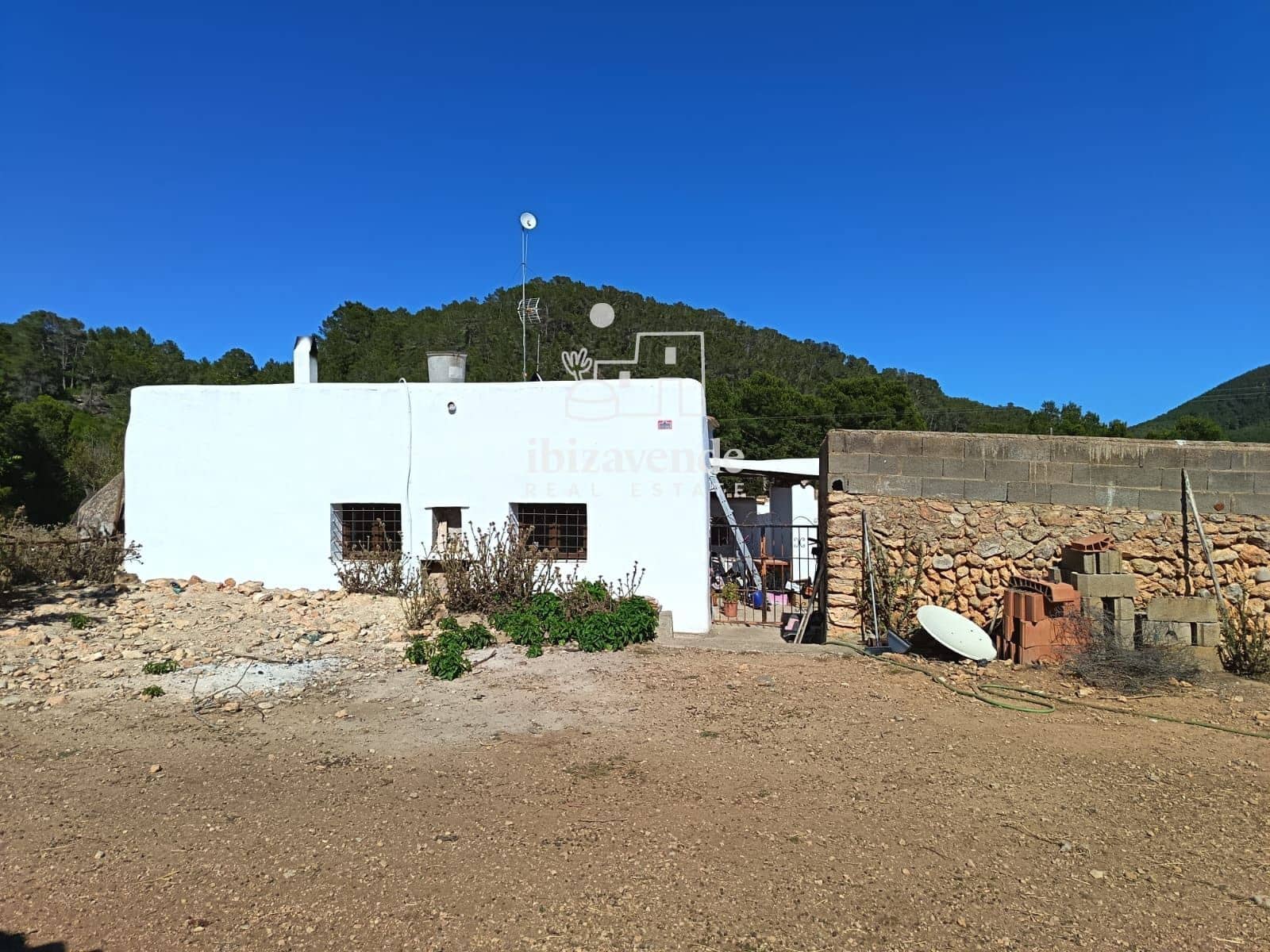 4 bedroom Villa for sale in Santa Eulalia / Santa Eularia - € 3,500,000 (Ref: 10168941)