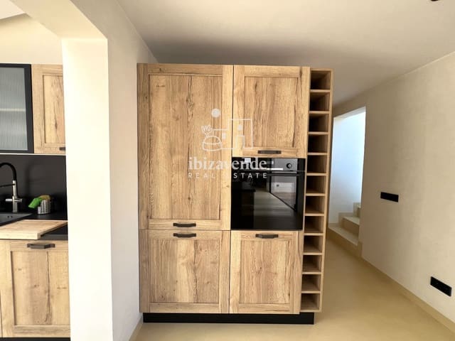 3 makuuhuone Huvila vuokrattavana paikassa Es Figueral, Santa Eulalia / Santa Eularia mukana 
autotalli - 8 500 € (Ref: 10172847)