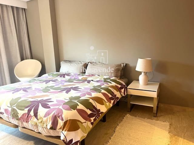 2 soveværelse Lejlighed til leje i Roca Llisa, Santa Eulalia / Santa Eularia med swimmingpool garage - € 1.500 (Ref: 10175612)